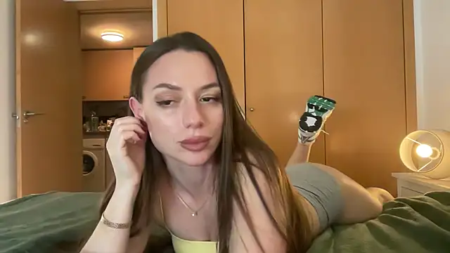 SweetTits26 online show from February 2026 11:57:01 PM