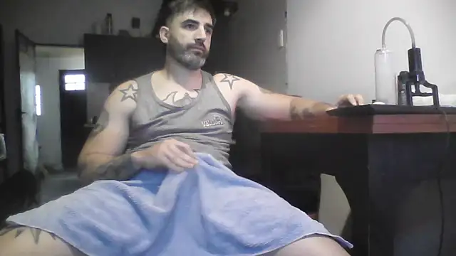 ozzypsico13 online show from October 2025 06:52:02 PM