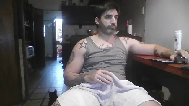 ozzypsico13 online show from January 2026 10:03:02 PM