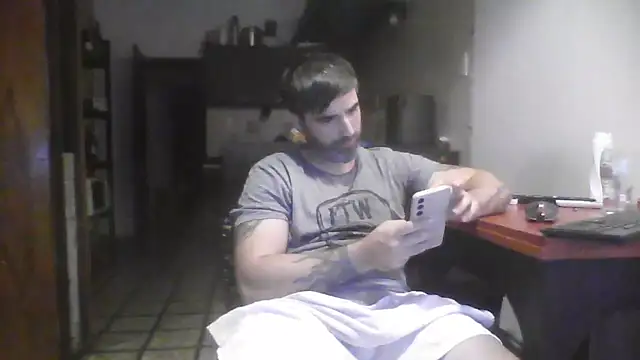 ozzypsico13 online show from March 2026 01:17:01 AM