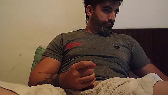 ozzypsico13 online show from January 2026 03:24:01 AM