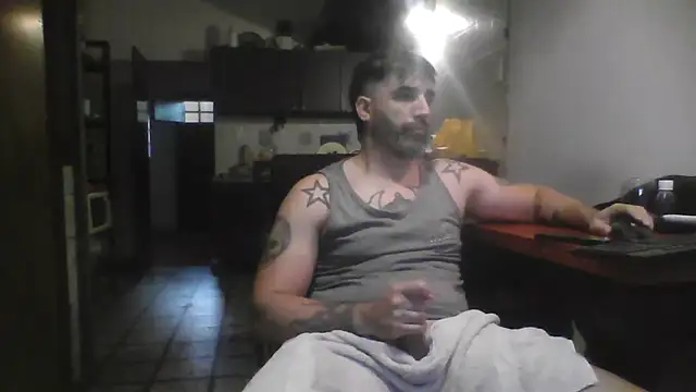 ozzypsico13 online show from November 2025 09:37:01 PM