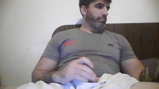 ozzypsico13 online show from May 2026 03:03:02 AM