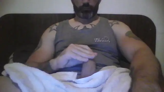 ozzypsico13 online show from December 2025 01:48:02 AM