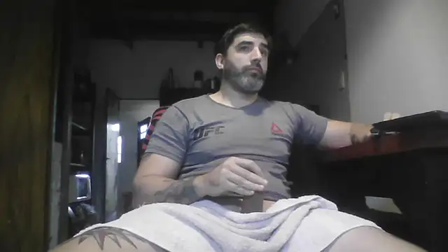 ozzypsico13 online show from May 2026 03:22:02 PM