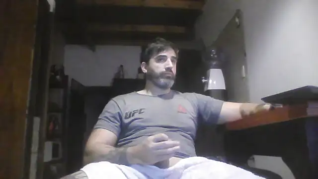 ozzypsico13 online show from May 2026 01:38:02 AM