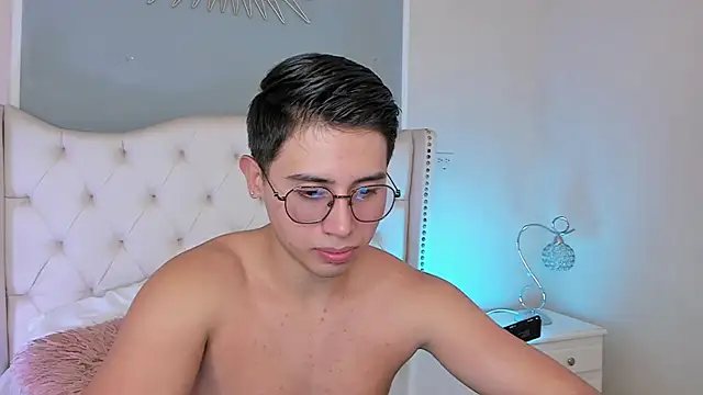 Brandonn Millerr online show from February 2025 09:10:01 PM