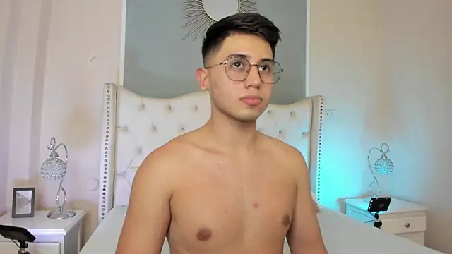 Brandonn Millerr online show from January 2025 09:05:02 PM