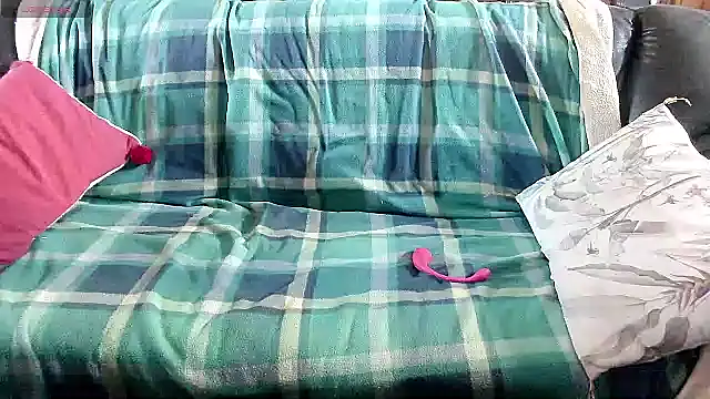 LauraMonolo online show from April 2026 06:15:02 AM