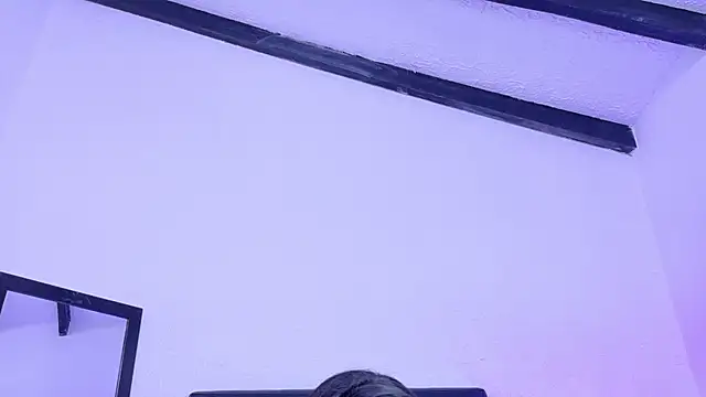 Skinny hottie18 online show from April 2026 05:30:01 PM