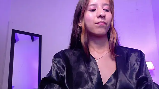 Skinny hottie18 online show from February 2025 04:57:01 PM