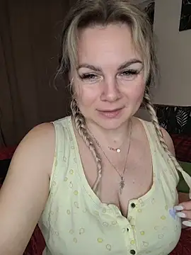 candy queeen online show from January 2026 01:04:02 PM