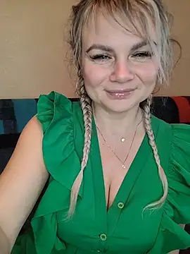 candy queeen online show from December 2025 08:27:02 AM