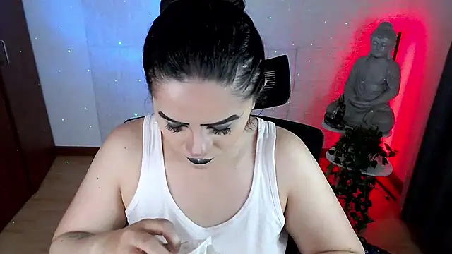 Snapshot of GODDESS_EVANS chatting on July 2026 12:40:01 AM GODDESS EVANS online show from July 2026 12:40:01 AM