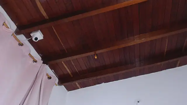 Amara Red online show from January 2026 11:06:02 AM