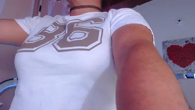 Amara Red online show from July 2026 11:28:02 AM