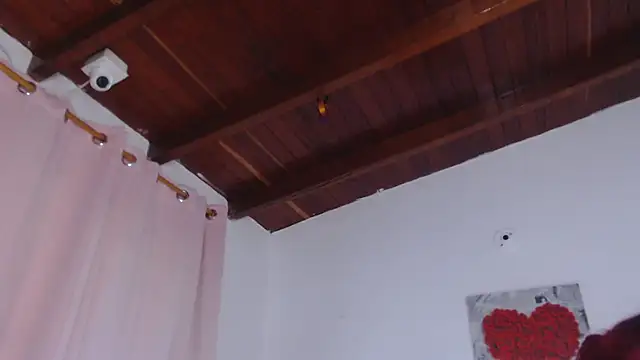 Amara Red online show from April 2026 11:38:02 AM