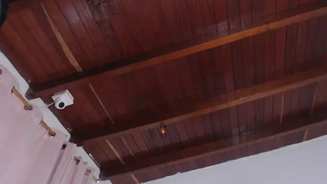 Snapshot of Amara_Red chatting on December 2025 11:27:01 AM Amara Red online show from December 2025 11:27:01 AM