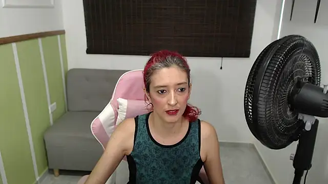 Snapshot of Ruby_Your_Milf chatting on December 2025 06:32:01 PM Ruby Your Milf online show from December 2025 06:32:01 PM