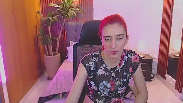 Snapshot of Ruby_Your_Milf chatting on February 2025 12:30:02 AM Ruby Your Milf online show from February 2025 12:30:02 AM