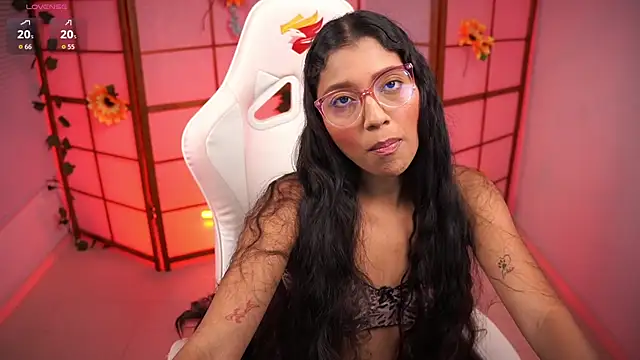 small emilie online show from October 2025 02:07:01 PM