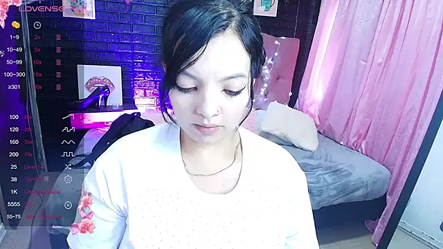 loren tits24 online show from September 2025 09:43:01 PM