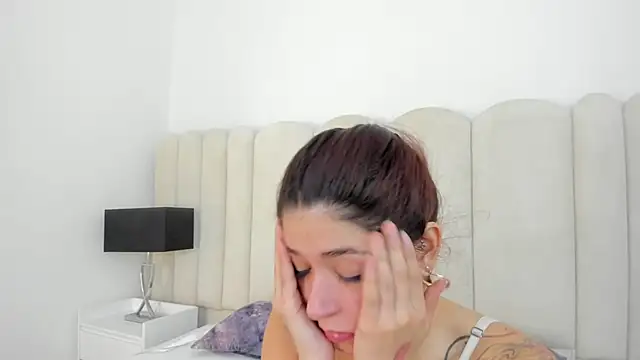 AnnyCherry  online show from March 2026 11:32:01 PM