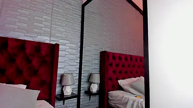 Ari sunshine  online show from March 2025 12:53:01 AM