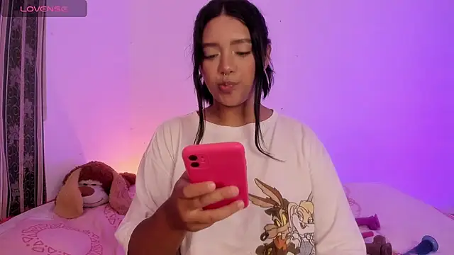 Snapshot of DIANEE_01 chatting on March 2025 02:41:02 AM DIANEE 01 online show from March 2025 02:41:02 AM