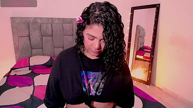 DIANEE 01 online show from March 2026 09:57:01 PM