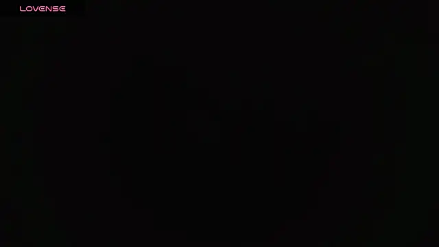 Snapshot of DIANEE_01 chatting on December 2025 12:04:01 AM DIANEE 01 online show from December 2025 12:04:01 AM