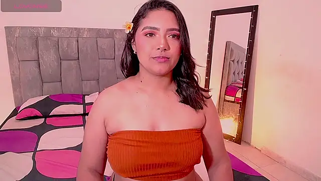 DIANEE 01 online show from March 2026 11:40:01 PM