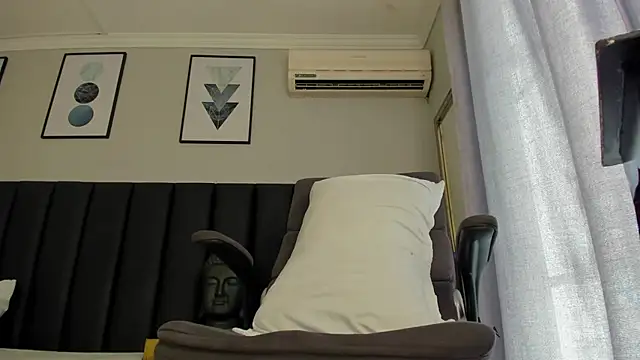 Snapshot of sexual_diamond chatting on September 2025 12:44:02 PM sexual diamond online show from September 2025 12:44:02 PM