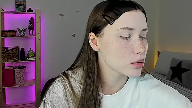Stella Sunny online show from April 2026 11:42:01 PM