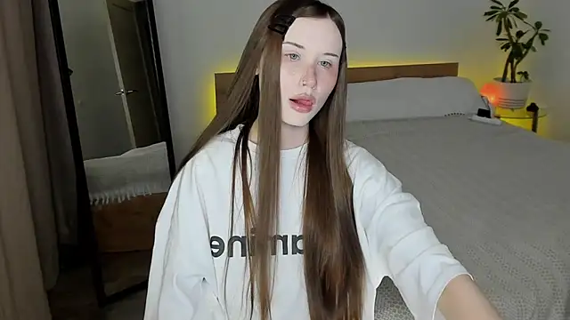 Snapshot of Stella_Sunny chatting on July 2026 08:05:02 PM Stella Sunny online show from July 2026 08:05:02 PM