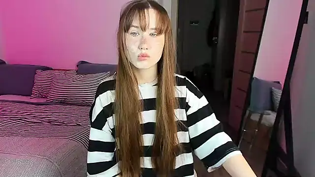 Stella Sunny online show from October 2025 09:05:02 PM