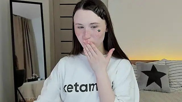 Stella Sunny online show from April 2026 12:39:01 AM