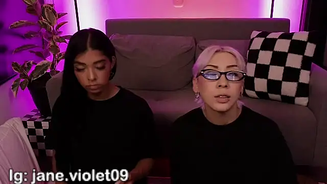 jane hart  online show from December 2025 01:00:01 AM