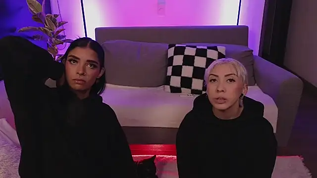 jane hart  online show from November 2025 01:06:01 AM