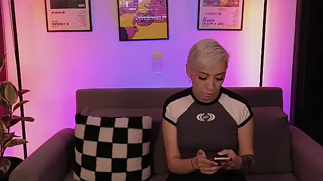 Snapshot of jane_hart_ chatting on February 2026 01:17:01 AM jane hart online show from February 2026 01:17:01 AM