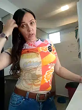 natalie cowens online show from October 2025 04:41:02 PM