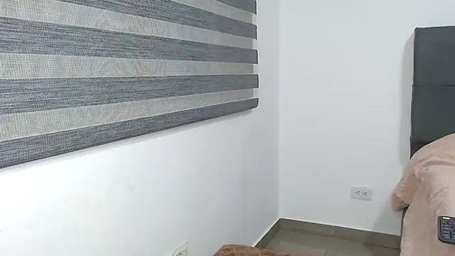 EmiliMontero online show from December 2025 01:30:02 AM