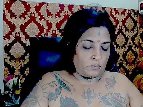 Indiancatz2 online show from February 2026 04:02:01 PM