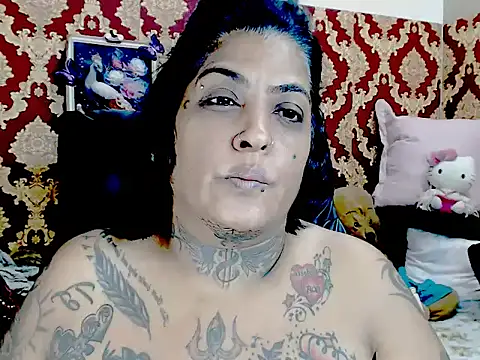 Indiancatz2 online show from November 2025 05:46:02 PM