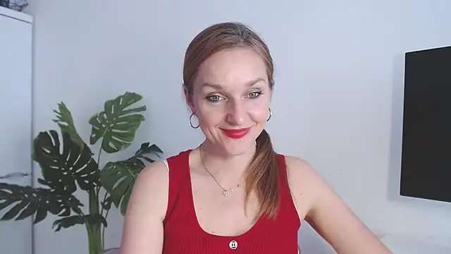 AliciaDesire online show from April 2026 01:46:01 PM