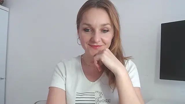 AliciaDesire online show from February 2026 02:05:01 PM