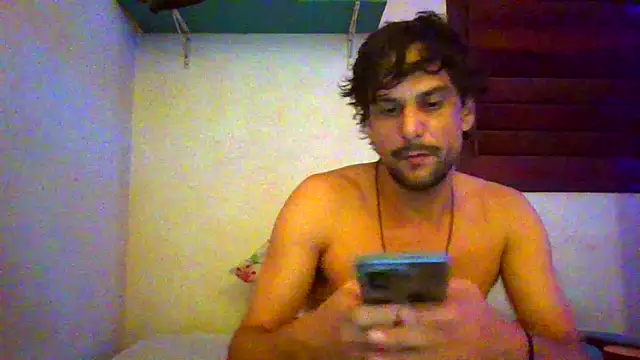 Snapshot of couplemilk chatting on June 2026 11:43:01 PM couplemilk online show from June 2026 11:43:01 PM