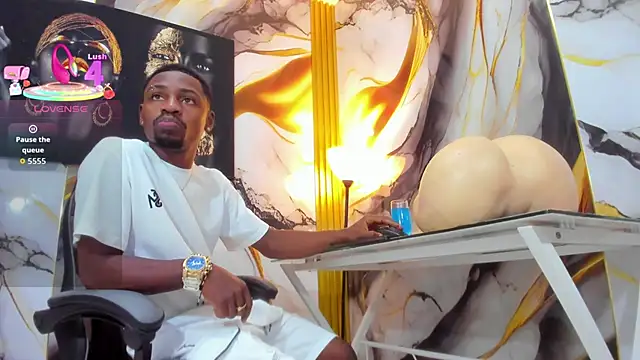 Snapshot of Thomas_shelbys chatting on October 2025 03:17:01 AM Thomas shelbys online show from October 2025 03:17:01 AM