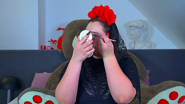 Snapshot of MaryMurray chatting on October 2025 06:30:02 PM MaryMurray online show from October 2025 06:30:02 PM