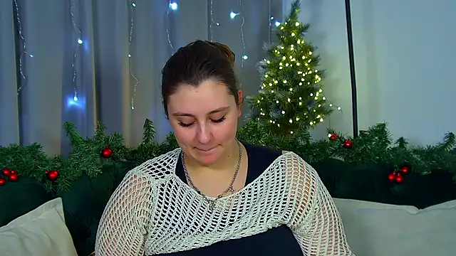 Snapshot of MaryMurray chatting on December 2025 08:19:02 AM MaryMurray online show from December 2025 08:19:02 AM